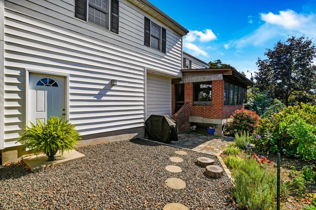 1 Hoover Road, Yonkers, NY 10710