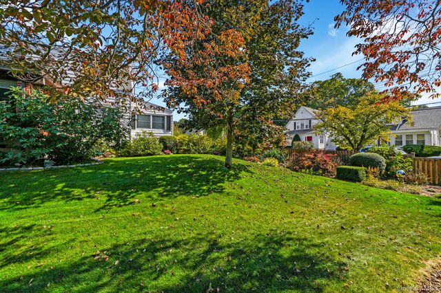 1 Hoover Road, Yonkers, NY 10710