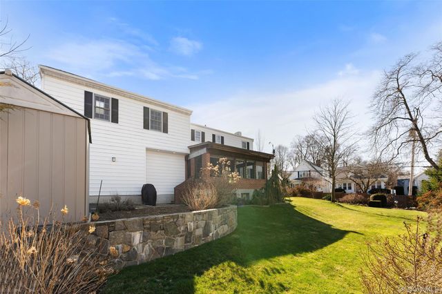 1 Hoover Road, Yonkers, NY 10710