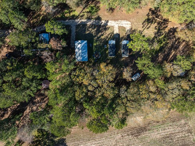 11201 County Road 203, Plantersville, TX 77363