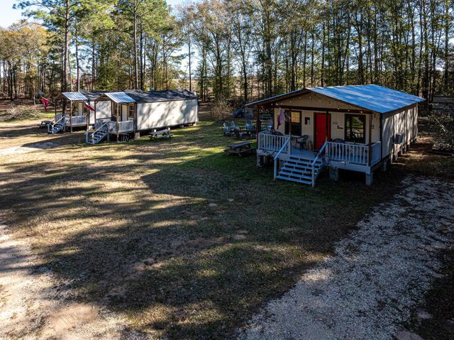 11201 County Road 203, Plantersville, TX 77363