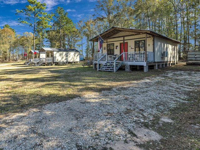 11201 County Road 203, Plantersville, TX 77363