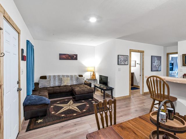 11201 County Road 203, Plantersville, TX 77363