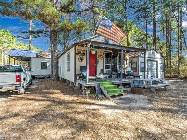 11201 County Road 203, Plantersville, TX 77363