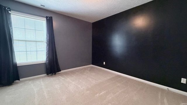 200 E Evergreen Road, Evansville, IN 47711