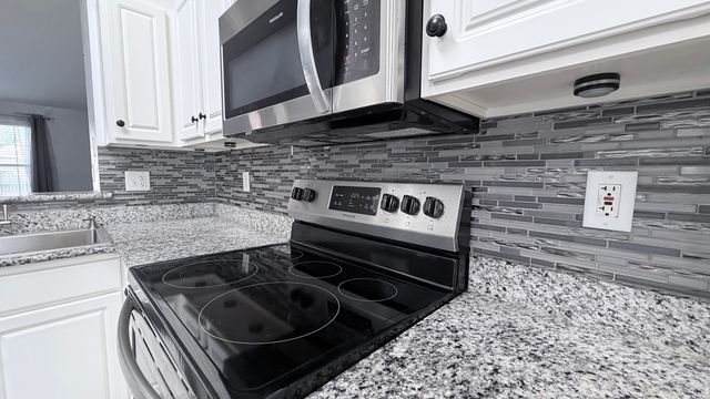 200 E Evergreen Road, Evansville, IN 47711