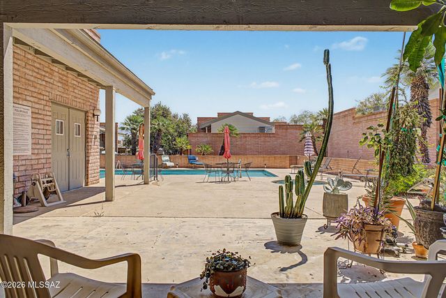 4322 E Allison Road, Tucson, AZ 85712