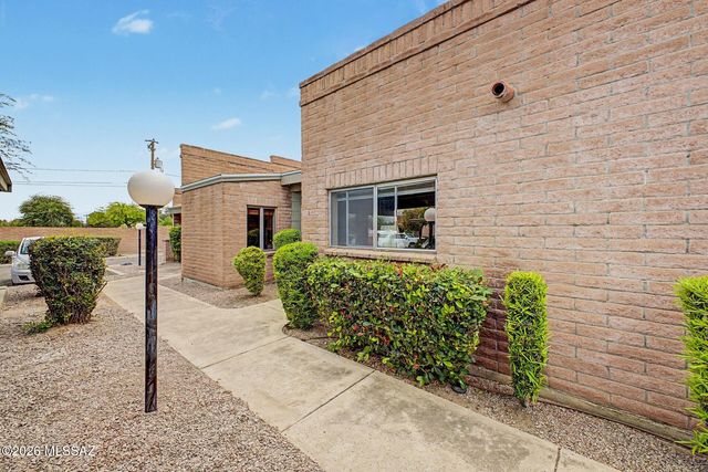 4322 E Allison Road, Tucson, AZ 85712
