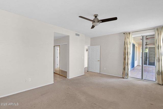 5876 W Cielo Grande Drive, Glendale, AZ 85310