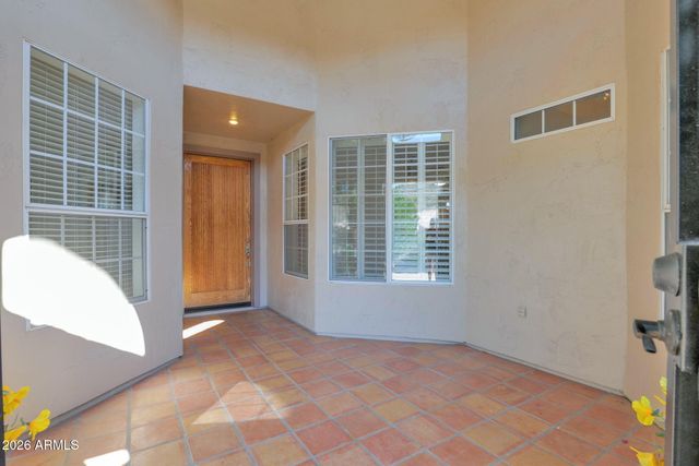 5876 W Cielo Grande Drive, Glendale, AZ 85310