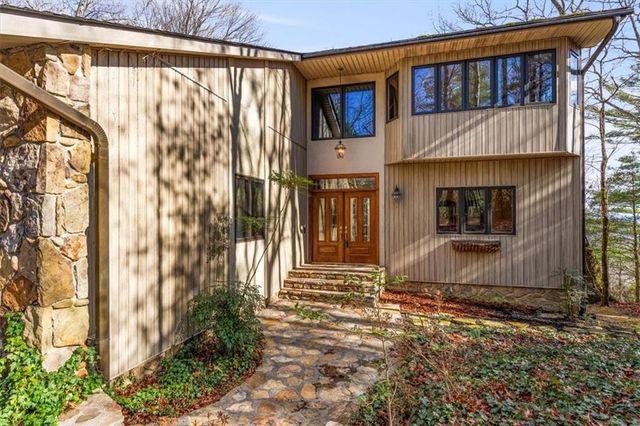 576 Apache Trail, Chatsworth, GA 30705