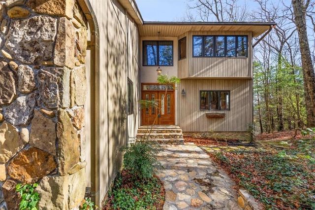 576 Apache Trail, Chatsworth, GA 30705