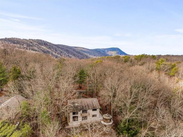 576 Apache Trail, Chatsworth, GA 30705