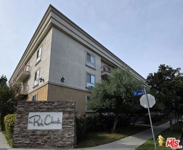 141 S Clark Drive 225, Los Angeles, CA 90048