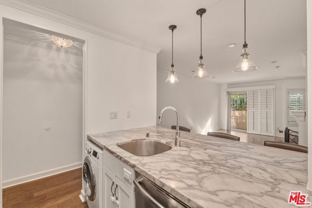 141 S Clark Drive 225, Los Angeles, CA 90048