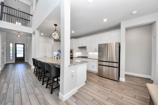 2226 Clements Shore Lane, La Porte, TX 77571