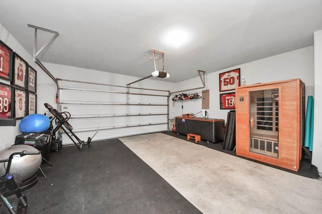 2226 Clements Shore Lane, La Porte, TX 77571