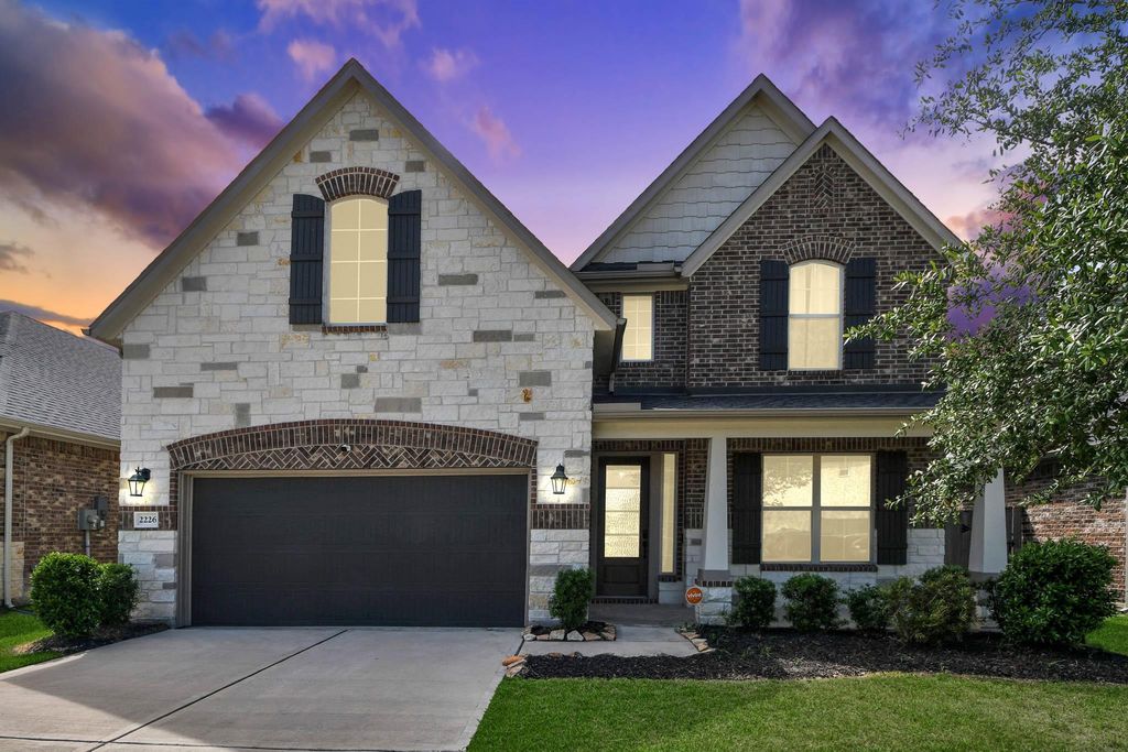 2226 Clements Shore Lane, La Porte, TX 77571