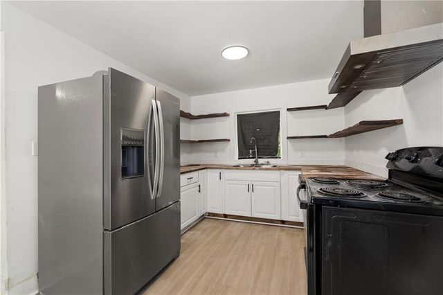 3105 Emogene Street, Mobile, AL 36606