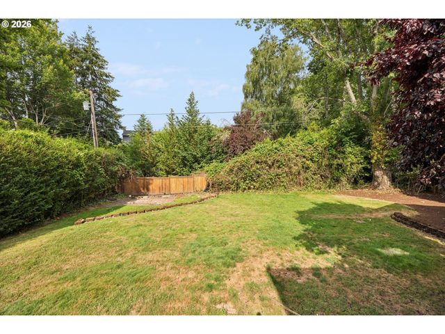 4127 Sw 52ND Ave, Portland, OR 97221