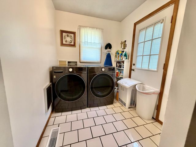 1069 Meadows Grove Road, Pine Knot, KY 42635