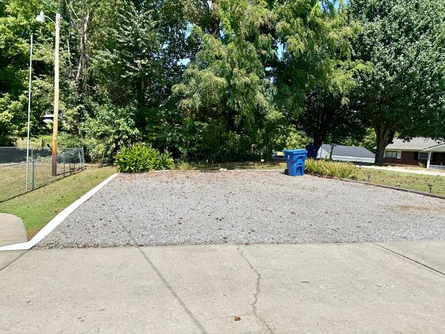 1069 Meadows Grove Road, Pine Knot, KY 42635