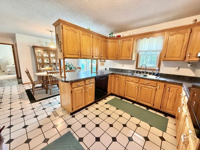 1069 Meadows Grove Road, Pine Knot, KY 42635