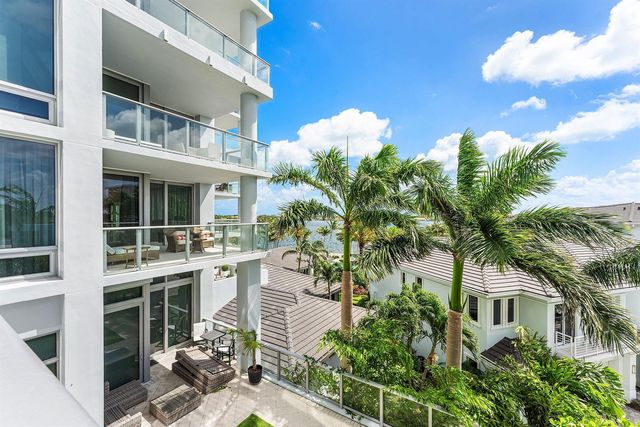 2 Water Club Way 403, North Palm Beach, FL 33408