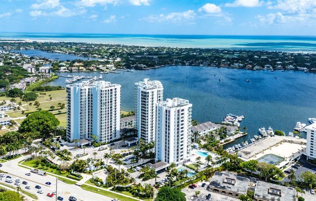 2 Water Club Way 403, North Palm Beach, FL 33408
