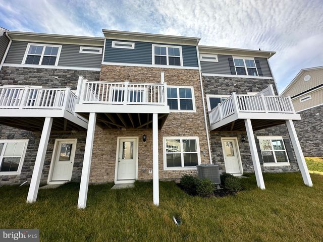 10969 BARNARD PL, White Plains, MD 20695