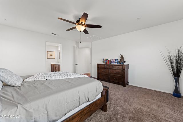 2903 La Calle Sabio Avenue, Rosamond, CA 93560