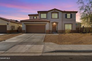 2903 La Calle Sabio Avenue, Rosamond, CA 93560