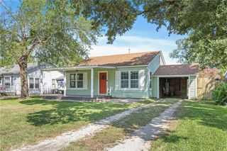 202 Bizzell Street, Bryan, TX 77801