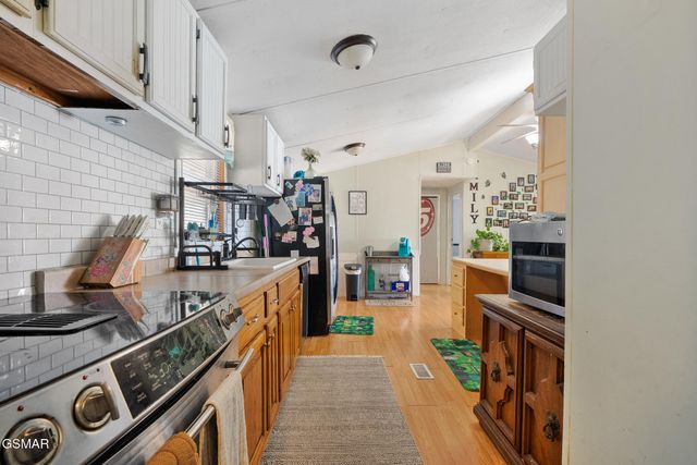 3304 Buck Horn Road, Sevierville, TN 37876