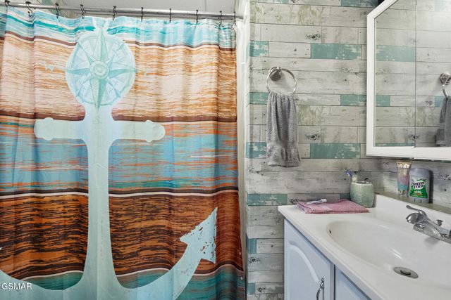 3304 Buck Horn Road, Sevierville, TN 37876