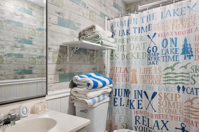 3304 Buck Horn Road, Sevierville, TN 37876