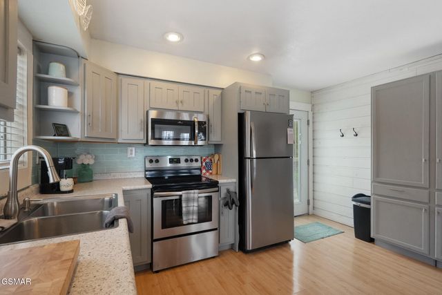 3304 Buck Horn Road, Sevierville, TN 37876