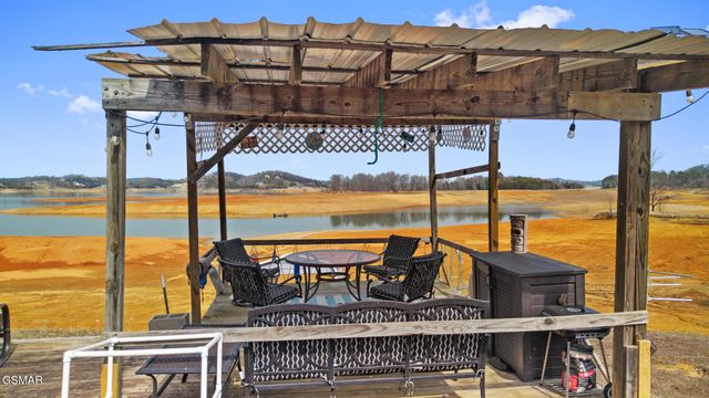 3304 Buck Horn Road, Sevierville, TN 37876