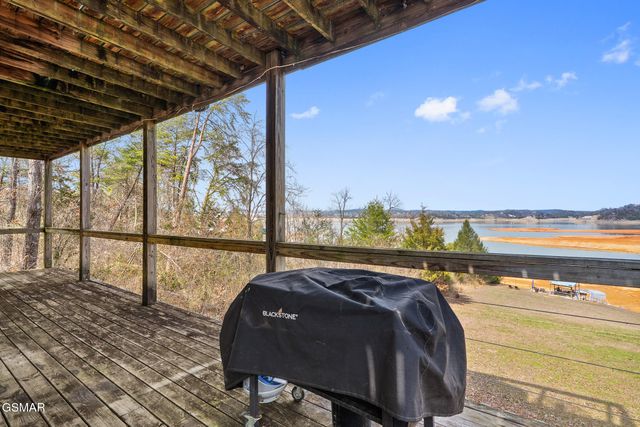 3304 Buck Horn Road, Sevierville, TN 37876