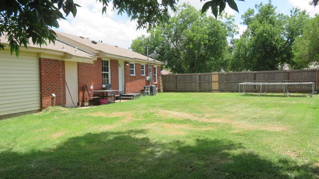 3020 POOL STREET, Wichita Falls, TX 76308