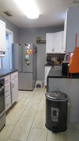 3020 POOL STREET, Wichita Falls, TX 76308