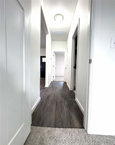 1332 N Irvington Avenue, Tulsa, OK 74115