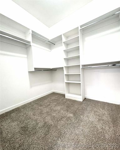 1332 N Irvington Avenue, Tulsa, OK 74115