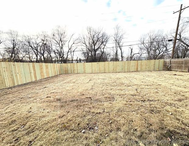 1332 N Irvington Avenue, Tulsa, OK 74115