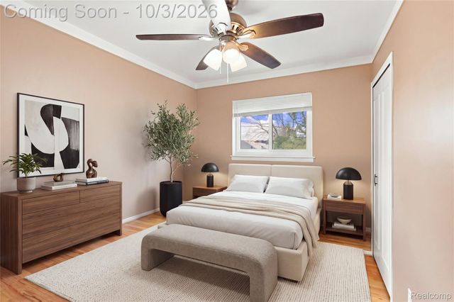 27262 Thomas Avenue, Warren, MI 48092