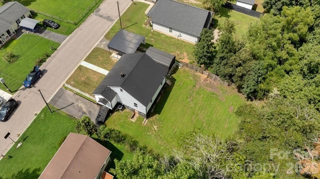 2105 Woodlawn Street, Kannapolis, NC 28083