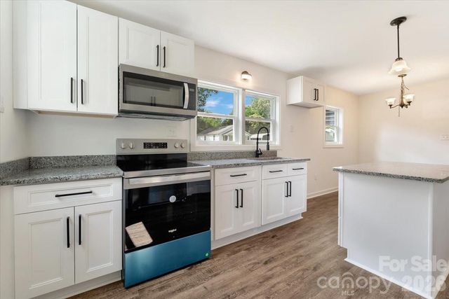 2105 Woodlawn Street, Kannapolis, NC 28083