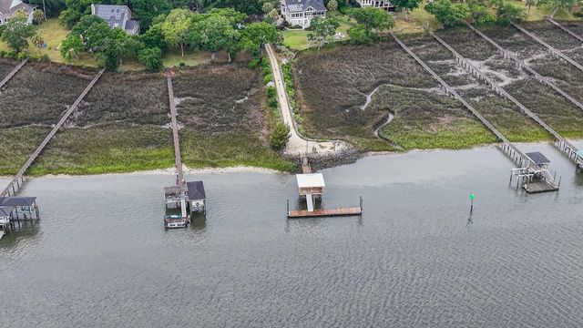 121 Berkshire Drive, Charleston, SC 29492