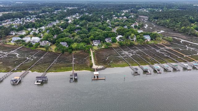 121 Berkshire Drive, Charleston, SC 29492