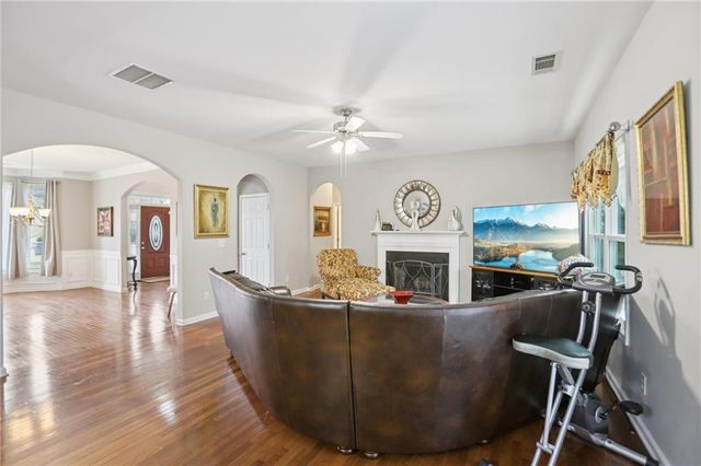 419 Long Shore Way, Newnan, GA 30265